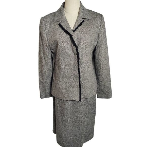NWT Lord & Taylor Vintage Wool Blend Herringbone Suit - Picture 1 of 6